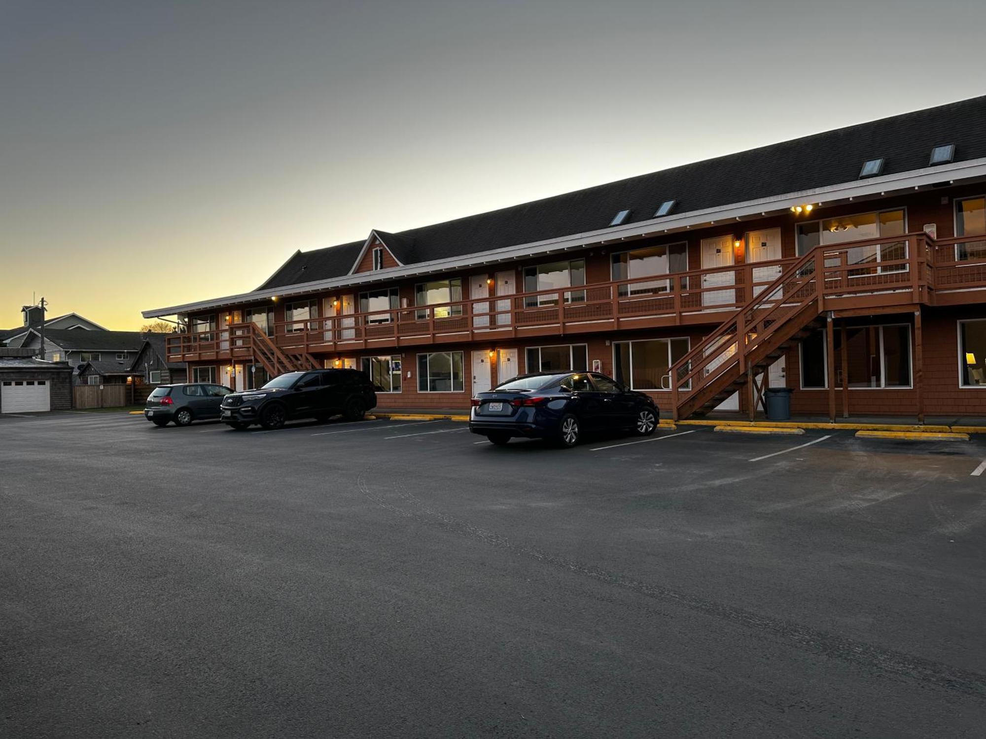 Inn At The Sea Long Beach Exterior photo